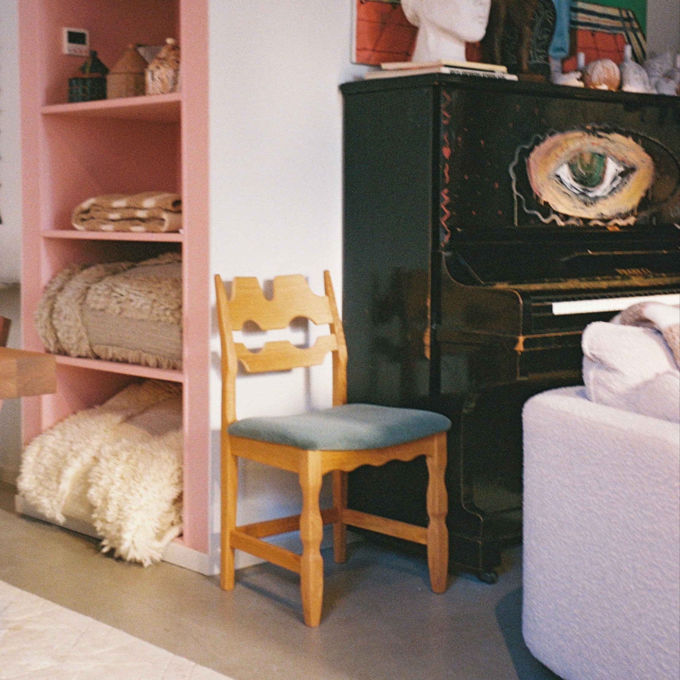 Razor Blade Dining Chair